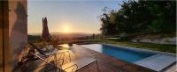 Basen w obiekcie Villa avec piscine et vue admirable sur la nature lub w pobliżu