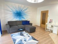 Posedenie v ubytovaní ORANGEHOMES One Bedroom Design Apartment