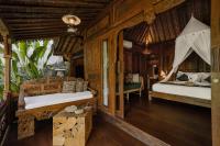 Bubu Mesari Ubud Villaにあるベッド