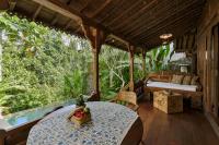 Bubu Mesari Ubud Villaにある庭