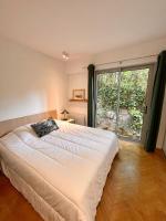 Łóżko lub łóżka w pokoju w obiekcie LA MAUVIERE - 75m2 - 4pers - Parking - Wifi
