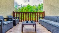 Posedenie v ubytovaní Apartamenty Centrum - Wyszyńskiego 9 by Royal Aparts
