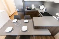 Kuchyňa alebo kuchynka v ubytovaní A37 Awesome Apartments