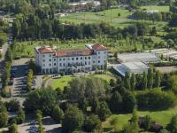 Budova, v ktorej sa hotel nachádza