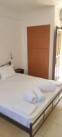Posteľ alebo postele v izbe v ubytovaní Dedalos n3 Sea View apartment-30 metres from the beach