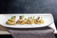 Jídlo v hotelu nebo okolí