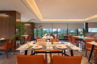 Restaurace v ubytování Sayarsan Hotel Yangon