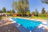 Basen w obiekcie Villa Hacienda del Mar lub w pobliżu