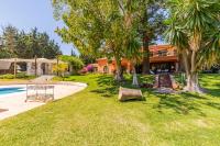 Basen w obiekcie Villa Hacienda del Mar lub w pobliżu