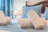 A bed or beds in a room at Ca Na Pepa