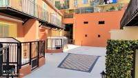 Budynek, w którym mieści się apartament