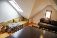 Posedenie v ubytovaní Lovely apartment in city Center of Jelenia Gora.