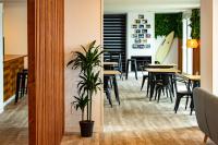 Εστιατόριο ή άλλο μέρος για φαγητό στο Alima Surf & Hotel