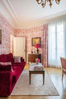 TV a/nebo společenská místnost v ubytování LE BEAU MARAIS - Luxury Apartments, AIR COND, LIFT