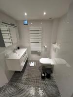 Kúpeľňa v ubytovaní Villa Galateias, un coin de Paradis, superbe vue avec piscine privée
