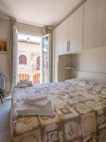 Posteľ alebo postele v izbe v ubytovaní Camere Casa Azzurra