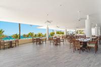 La alberca dentro o cerca de GR Solaris Lighthouse - All Inclusive