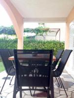 Vonkajšia záhrada v ubytovaní Zimmer Room Trogir Kastela Split