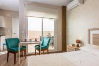 Posteľ alebo postele v izbe v ubytovaní Apartamentos Lola Beach