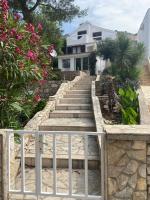 Vonkajšia záhrada v ubytovaní Holiday House Podraduc