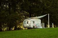 Vonkajšia záhrada v ubytovaní Pilwa 17 - Glamping na Mazurach