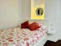 Posteľ alebo postele v izbe v ubytovaní Marinac3 Precioso apartamento con patio en el centro histórico de Málaga