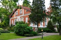 Vonkajšia záhrada v ubytovaní Hotel Aleksander