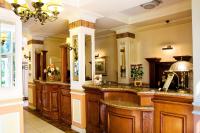 Lobby alebo recepcia v ubytovaní Hotel Aleksander