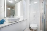 Kúpeľňa v ubytovaní Stella lovely studio with balcony and FREE PARKING