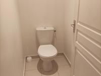 Kúpeľňa v ubytovaní Appartement T3 dans Château avec Piscine et Sauna à Jausiers, 6 pers, Terrasse et Balcon - FR-1-165B-4