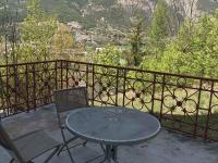 Balkón alebo terasa v ubytovaní Appartement T3 dans Château avec Piscine et Sauna à Jausiers, 6 pers, Terrasse et Balcon - FR-1-165B-4