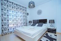 A bed or beds in a room at 075 Altos Magic House - Alicante Holiday