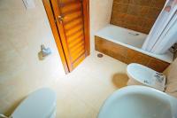 A bathroom at 075 Altos Magic House - Alicante Holiday