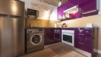 A kitchen or kitchenette at Capricho Toledano