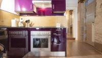 A kitchen or kitchenette at Capricho Toledano