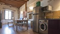 A kitchen or kitchenette at Capricho Toledano