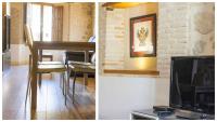 A television and/or entertainment centre at Capricho Toledano