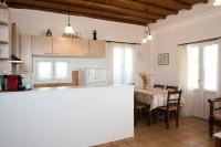 Kuchyň nebo kuchyňský kout v ubytování Villa Abella Paraga Mykonos, Traditional with amazing sea view, up to 6 people