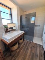 Łazienka w obiekcie Appartement cosy en cœur de bourg