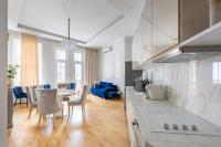 Kuchyňa alebo kuchynka v ubytovaní Designer Luxury Home in The Jewish Quarter