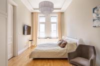 Posteľ alebo postele v izbe v ubytovaní Designer Luxury Home in The Jewish Quarter