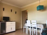 Telewizja i/lub zestaw kina domowego w obiekcie APARTAMENTO PREMIUM A 1,8KM DE LA PLAYA