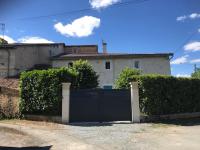 Gallery image of MAISON RESTAUREE 6 PERSONNES AU COEUR DU PERIGORD in Sourzac