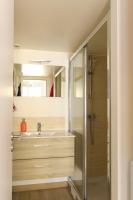 Plan piętra w obiekcie Beautiful apartment for 2 in the City of Light!