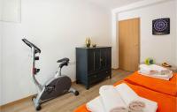 Posilňovňa alebo fitness centrum v ubytovaní Lovely Home In Slime With Wifi