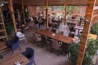 Ресторан / где поесть в Babylontown