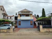 Budynek, w którym mieści się apartament