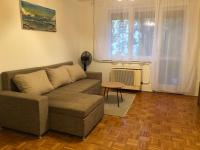 Posedenie v ubytovaní Karman Apartman - 2 bedroom entire flat in the center