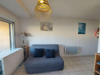 Posedenie v ubytovaní Studio Cabine avec Terrasse, Piscine et Parking Privé à Marseillan - FR-1-326-774