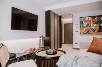 Telewizja i/lub zestaw kina domowego w obiekcie Luxury Apartment Balu 5